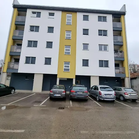 Apartment Court
